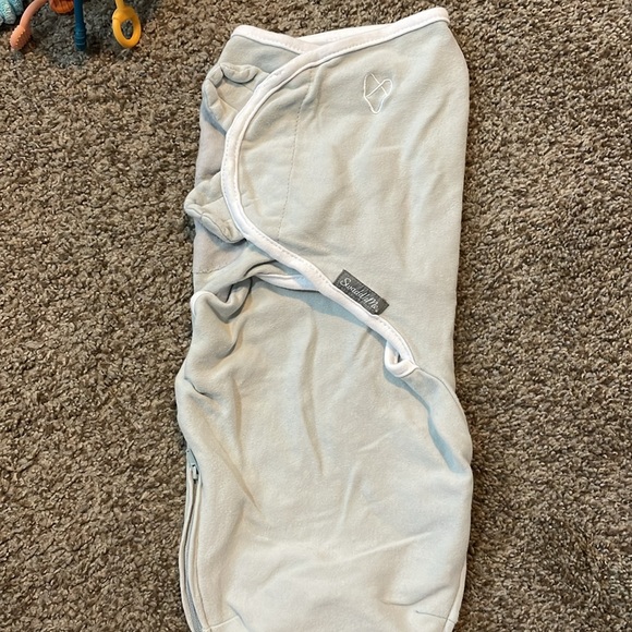 Two sm/md swaddle me sleep sacks - Picture 2 of 3